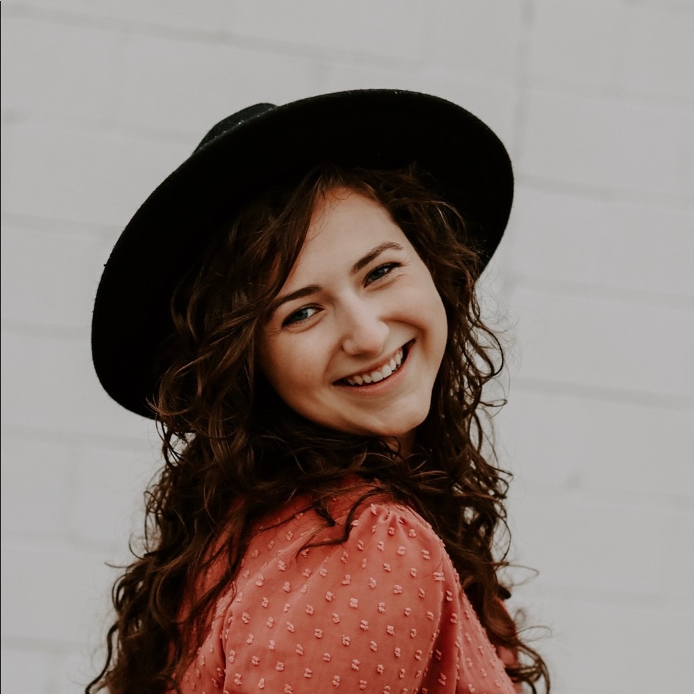 Meet your Posher, Sam